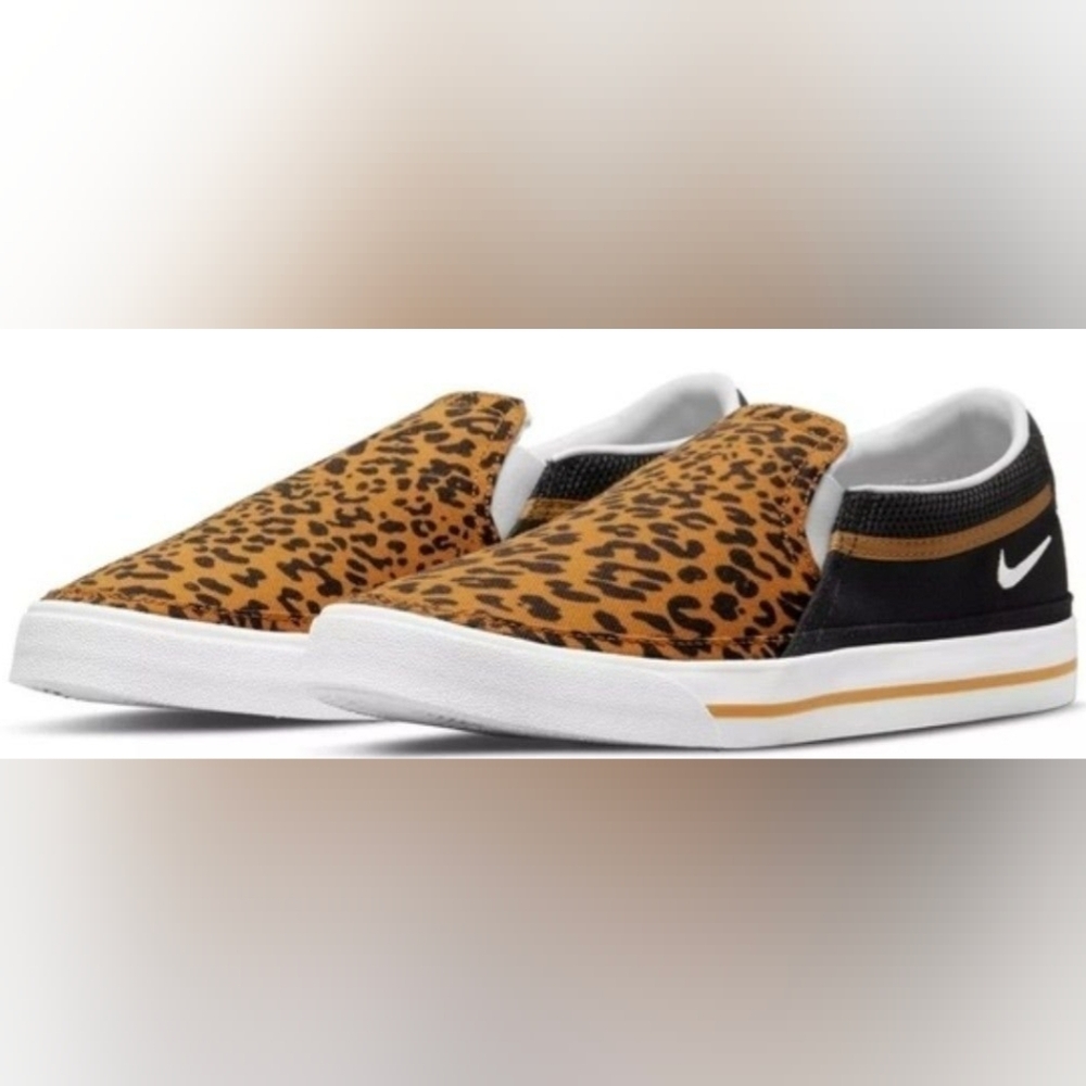 Nike Women's Court Legacy Leopard Print Slip-on Sneakers Size 6 MSRP $70
